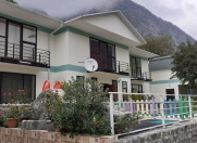 İcarəyə verilir 7 otaqlı 160 m2 həyət evi Qax