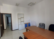 İcarəyə verilir 1 otaqlı 16 m2 ofis 8 mkr
