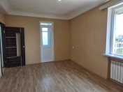 Satılır 1 otaqlı 40 m2 köhnə tikili Bakıxanov