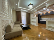 Satılır 4 otaqlı 145 m2 yeni tikili Ağ şəhər