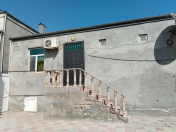 Satılır 3 otaqlı 70 m2 həyət evi Binə
