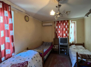 İcarəyə verilir 1 otaqlı 40 m2 köhnə tikili Bakı Dövlət Universiteti