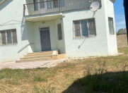 Satılır 3 otaqlı 215 m2 bağ evi Buzovna