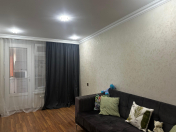 Satılır 2 otaqlı 43 m2 yeni tikili Xalqlar Dostluğu m.