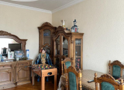 İcarəyə verilir 3 otaqlı 80 m2 köhnə tikili Tibb Universiteti