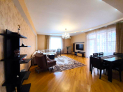 Satılır 3 otaqlı 160 m2 yeni tikili Bakı Dövlət Universiteti