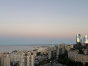 Satılır 2 otaqlı 80 m2 yeni tikili Yasamal r.