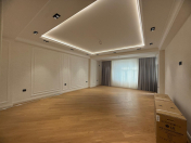 Satılır 5 otaqlı 222 m2 yeni tikili Elit ticarət mərkəzi