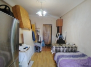 Satılır 1 otaqlı 23 m2 köhnə tikili Qara Qarayev m.