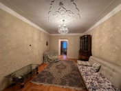 Satılır 3 otaqlı 93 m2 köhnə tikili Ayna Sultanova heykəli