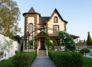 İcarəyə verilir 5 otaqlı 220 m2 bağ evi Mərdəkan