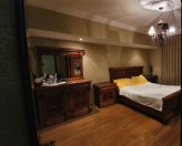 Satılır 3 otaqlı 90 m2 köhnə tikili Qara Qarayev m.