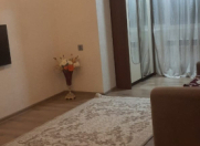 İcarəyə verilir 1 otaqlı 45 m2 köhnə tikili Gənclik m.