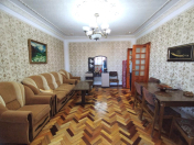 Satılır 4 otaqlı 100 m2 köhnə tikili Montin