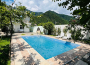 İcarəyə verilir 8 otaqlı 150 m2 həyət evi Qax