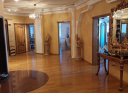 Satılır 4 otaqlı 200 m2 yeni tikili 8 mkr