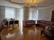 İcarəyə verilir 3 otaqlı 135 m2 yeni tikili Gənclik m.