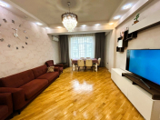 Satılır 2 otaqlı 85 m2 yeni tikili 9 mkr