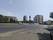 Satılır 3 otaqlı 75 m2 köhnə tikili Elmlər Akademiyası m.