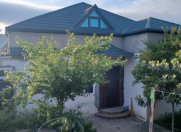 Satılır 4 otaqlı 130 m2 həyət evi Çiçək