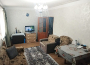 Satılır 2 otaqlı 45 m2 köhnə tikili Bakıxanov