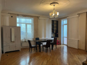 İcarəyə verilir 3 otaqlı 101 m2 yeni tikili İnşaatçılar m.