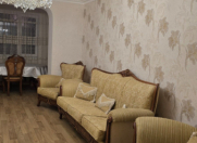 Satılır 3 otaqlı 80 m2 köhnə tikili İnşaatçılar m.