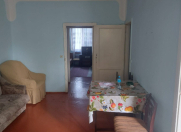 İcarəyə verilir 3 otaqlı 55 m2 köhnə tikili Memar Əcəmi m.