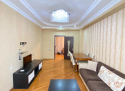 İcarəyə verilir 3 otaqlı 130 m2 yeni tikili İnşaatçılar m.