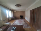 Satılır 4 otaqlı 120 m2 köhnə tikili 8 mkr