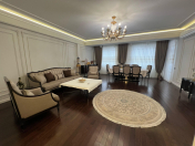 Satılır 4 otaqlı 180 m2 yeni tikili Elmlər Akademiyası m.