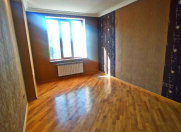 Satılır 3 otaqlı 149 m2 yeni tikili 28 May m.