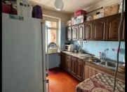 Satılır 3 otaqlı 80 m2 köhnə tikili 8 km