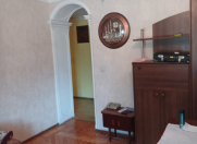 Satılır 3 otaqlı 90 m2 köhnə tikili 1 mkr