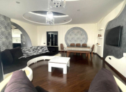 Satılır 3 otaqlı 158 m2 yeni tikili 8 Noyabr m.