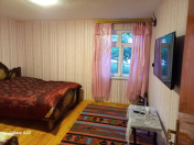 İcarəyə verilir 3 otaqlı 40 m2 yeni tikili Qəbələ