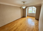 Satılır 3 otaqlı 90 m2 köhnə tikili Gənclik m.
