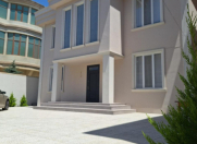 Satılır 8 otaqlı 288 m2 villa Azadlıq prospekti m.