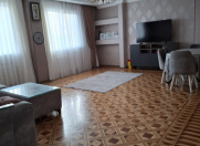 Satılır 4 otaqlı 110 m2 köhnə tikili İnşaatçılar m.