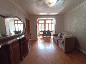 İcarəyə verilir 3 otaqlı 70 m2 köhnə tikili Elmlər Akademiyası m.