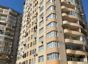 Satılır 3 otaqlı 164 m2 yeni tikili 8 mkr