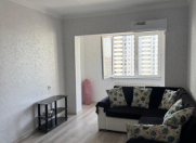 İcarəyə verilir 2 otaqlı 60 m2 köhnə tikili Həzi Aslanov m.