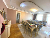 Satılır 4 otaqlı 180 m2 yeni tikili İnşaatçılar m.