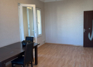 Satılır 2 otaqlı 70 m2 köhnə tikili 9 mkr