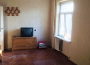 Satılır 1 otaqlı 40 m2 köhnə tikili Gənclik m.