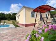 İcarəyə verilir 3 otaqlı 100 m2 yeni tikili Qəbələ