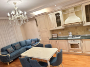 İcarəyə verilir 4 otaqlı 230 m2 yeni tikili ABŞ səfirliyi