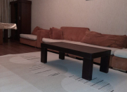 İcarəyə verilir 3 otaqlı 140 m2 yeni tikili Memar Əcəmi m.