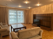 Satılır 4 otaqlı 175 m2 yeni tikili 28 May m.