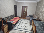 Satılır 3 otaqlı 60 m2 köhnə tikili Neftçilər m.